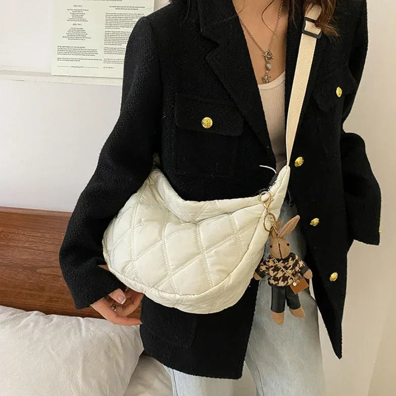 4. Sac à Main Tendance - Bolsa Bordada Femme Style Hobo